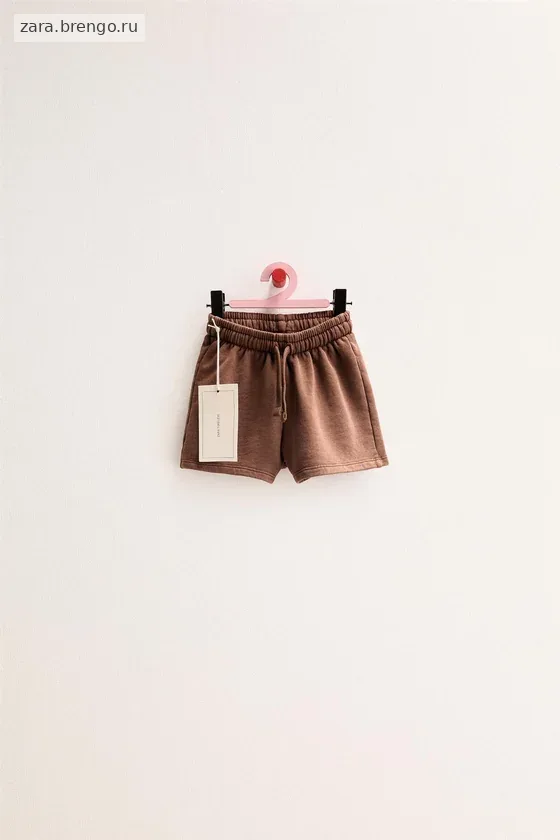 Zara «Timeless» - ОДНОТОННЫЕ ШОРТЫ