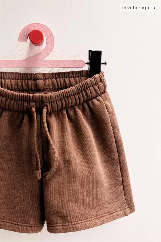 Zara «Timeless» - ОДНОТОННЫЕ ШОРТЫ