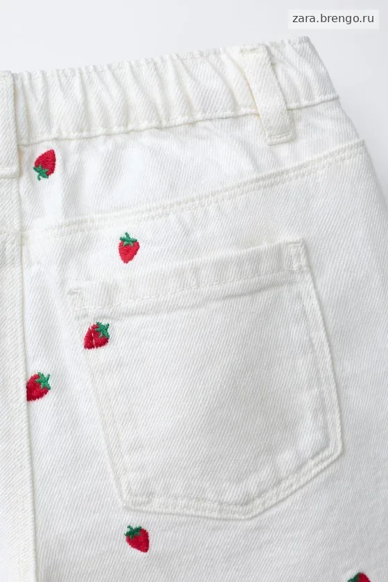 БЕРМУДЫ ИЗ ТВИЛА «Мом Фит» С ВЫШИВКОЙ КЛУБНИКИ CASA LAWA X ZARA KIDS