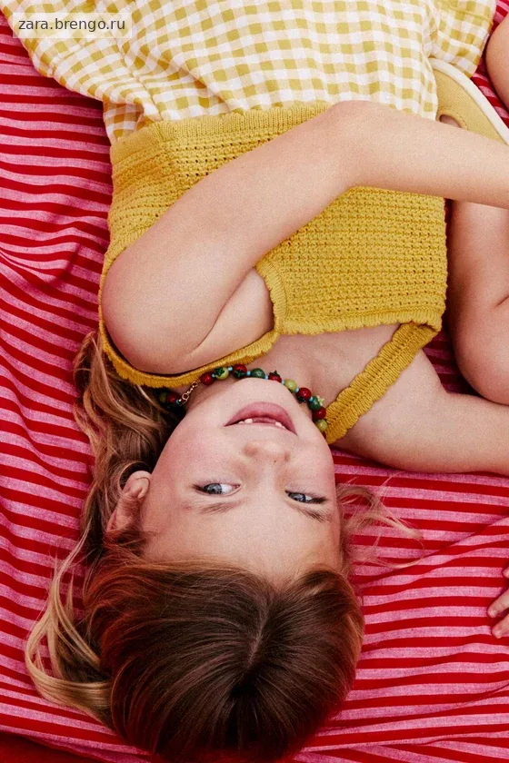 ТРИКОТАЖНОЕ ПЛАТЬЕ В КЛЕТКУ ВИШИ С ЛИМОНАМИ — CASA LAWA X ZARA KIDS