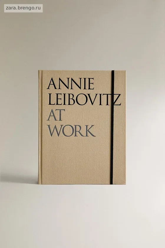Книга «annie leibovitz: at work» (на английском)