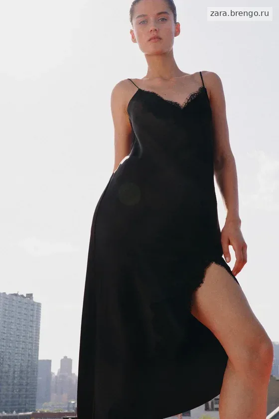 АТЛАСНОЕ ПЛАТЬЕ С КРУЖЕВОМ — коллекция Zara «ZW»