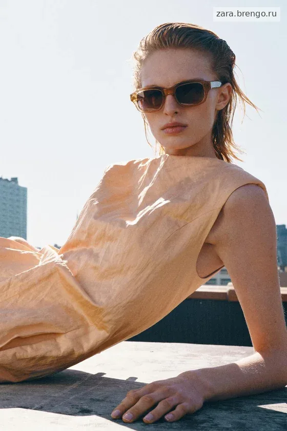ПЛАТЬЕ МИДИ С ЭФФЕКТОМ ЖАТКИ — коллекция Zara «ZW»
