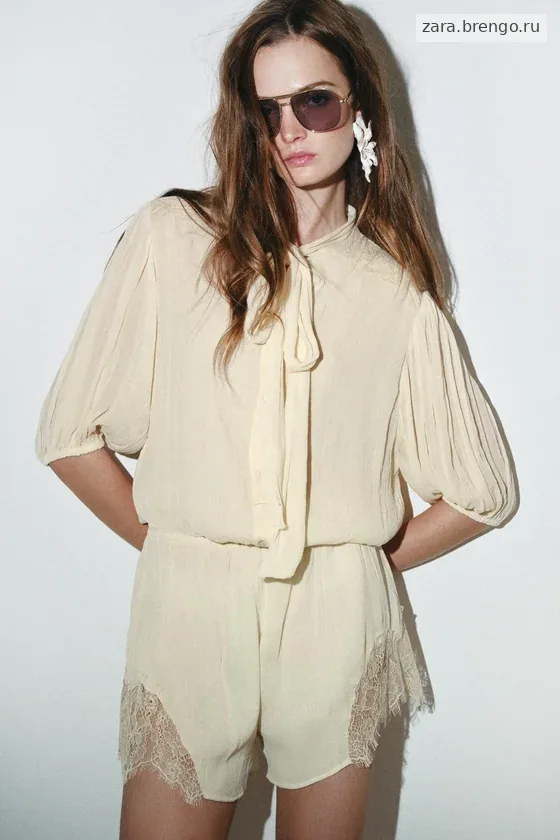 КОРОТКИЙ КОМБИНЕЗОН С КРУЖЕВОМ — коллекция Zara «ZW»