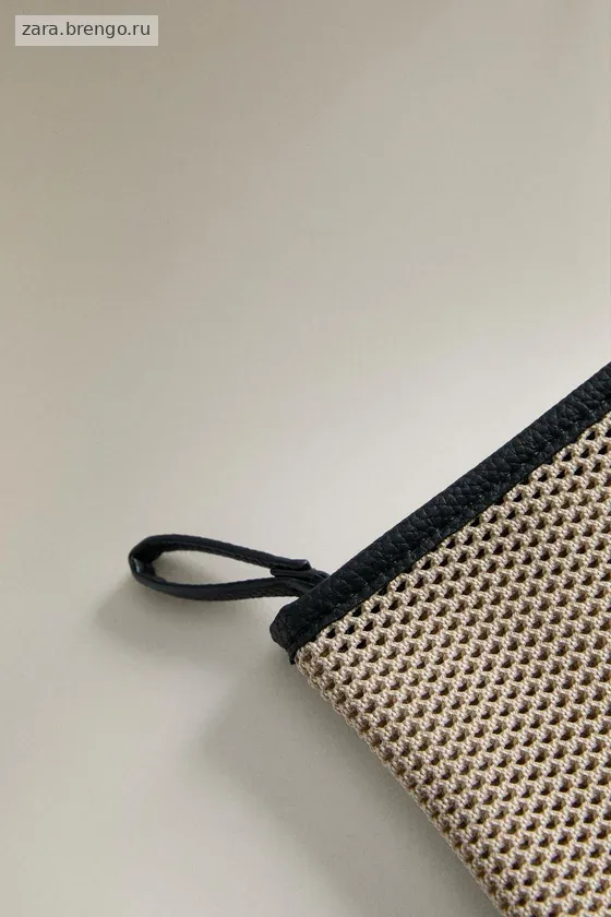 Вязаная косметичка