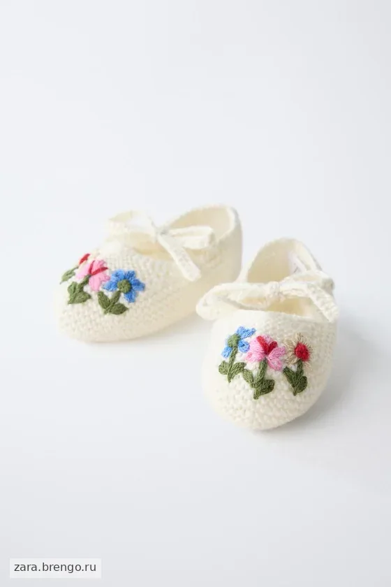 Ботильоны с цветочной вышивкой