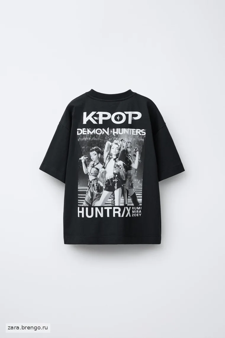 Футболка с принтом «Kpop Demon Hunters» © Netflix