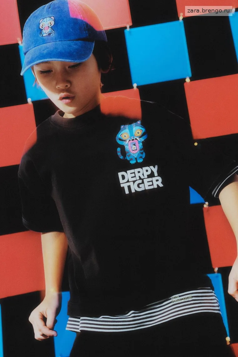 Футболка «Kpop Demon Hunters» © Netflix