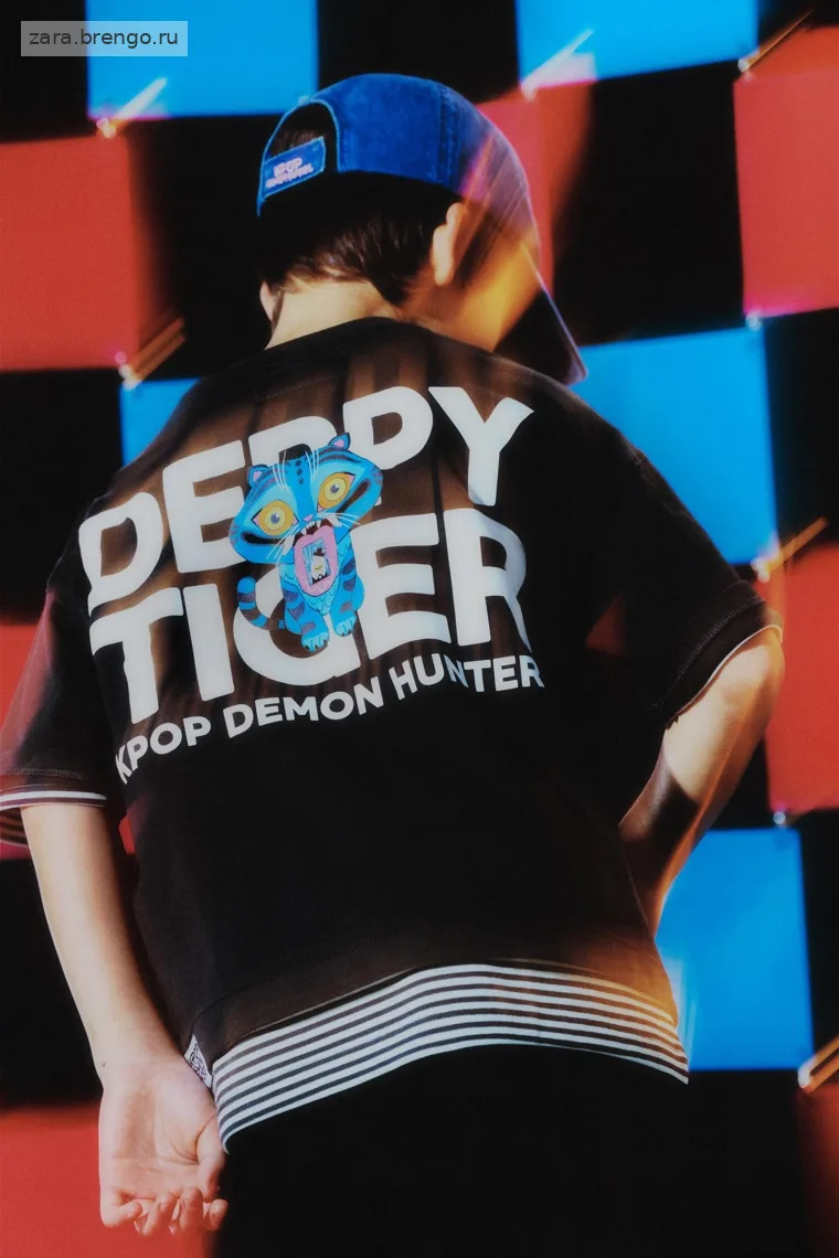 Футболка «Kpop Demon Hunters» © Netflix